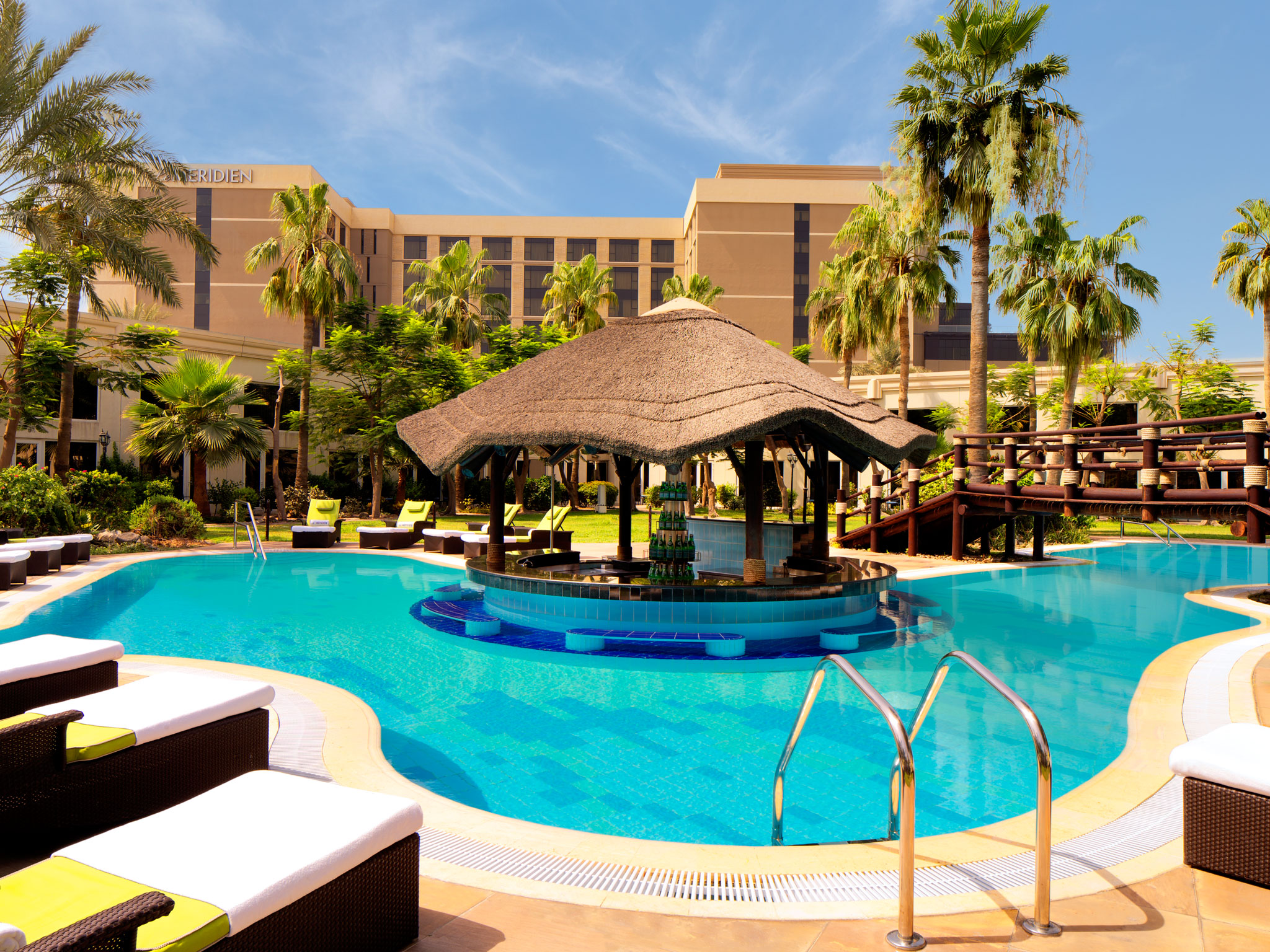 Отель меридиан дубай. Отель в Дубай le Meridien. Le Meridien Dubai Hotel & Conference Centre. Le Meridien Dubai Hotel & Conference Center 5*. Ле Меридиан Фуджейра.