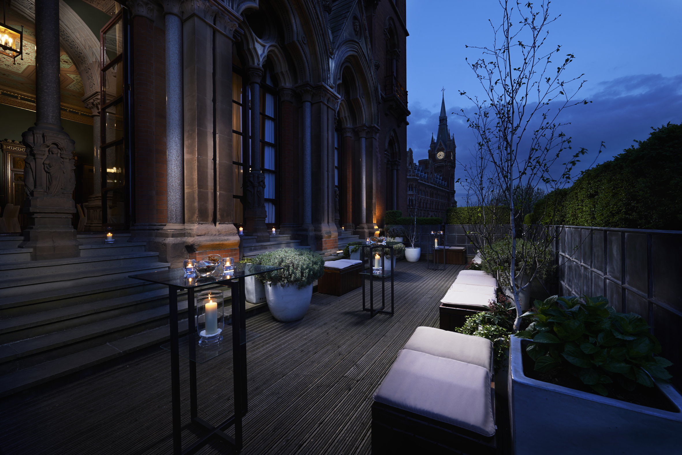 The Ladies Smoking Room At St Pancras Renaissance Hotel