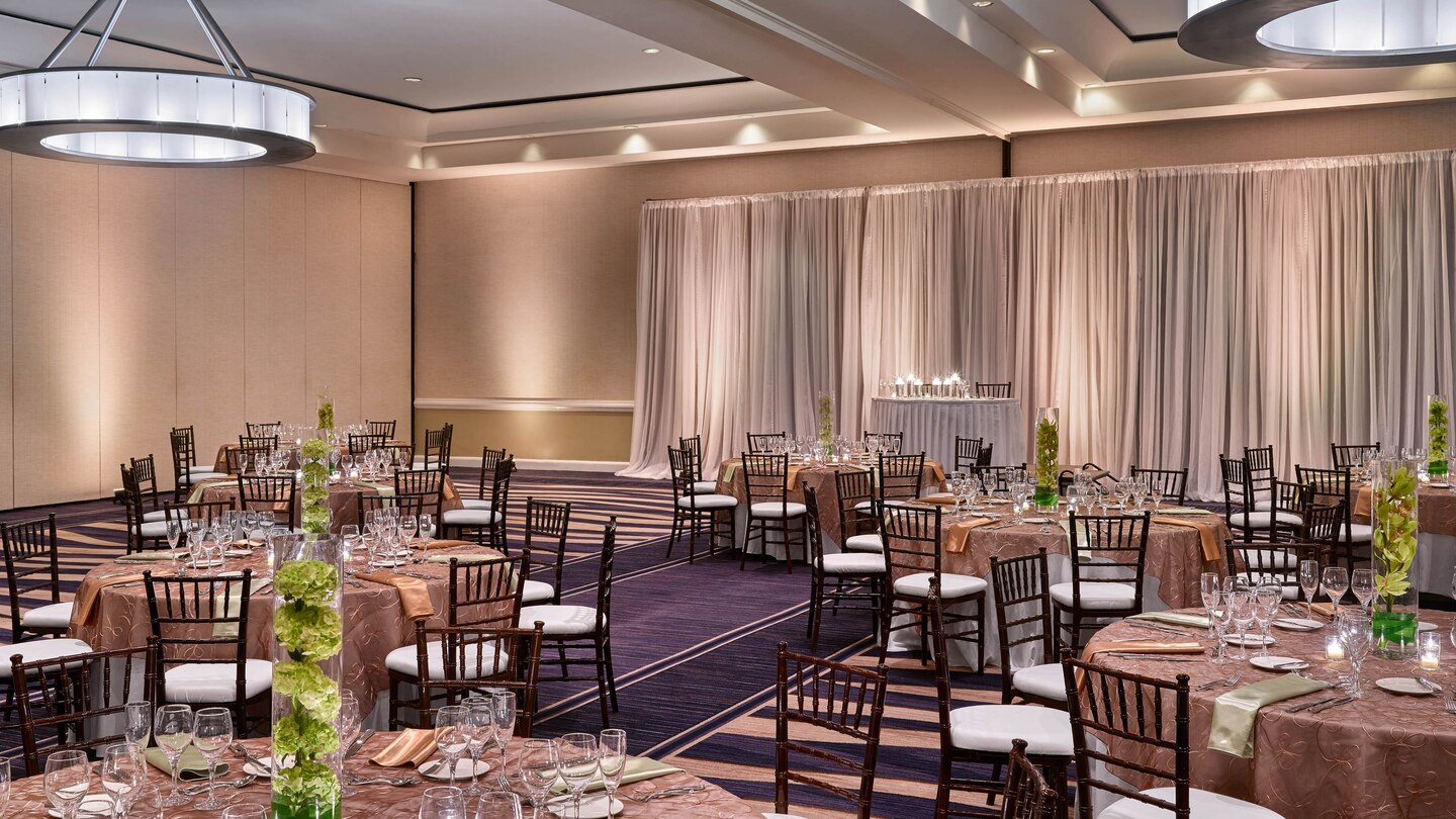 Poinciana Room at The Westshore Grand, A Tribute Portfolio Hotel, Tampa ...